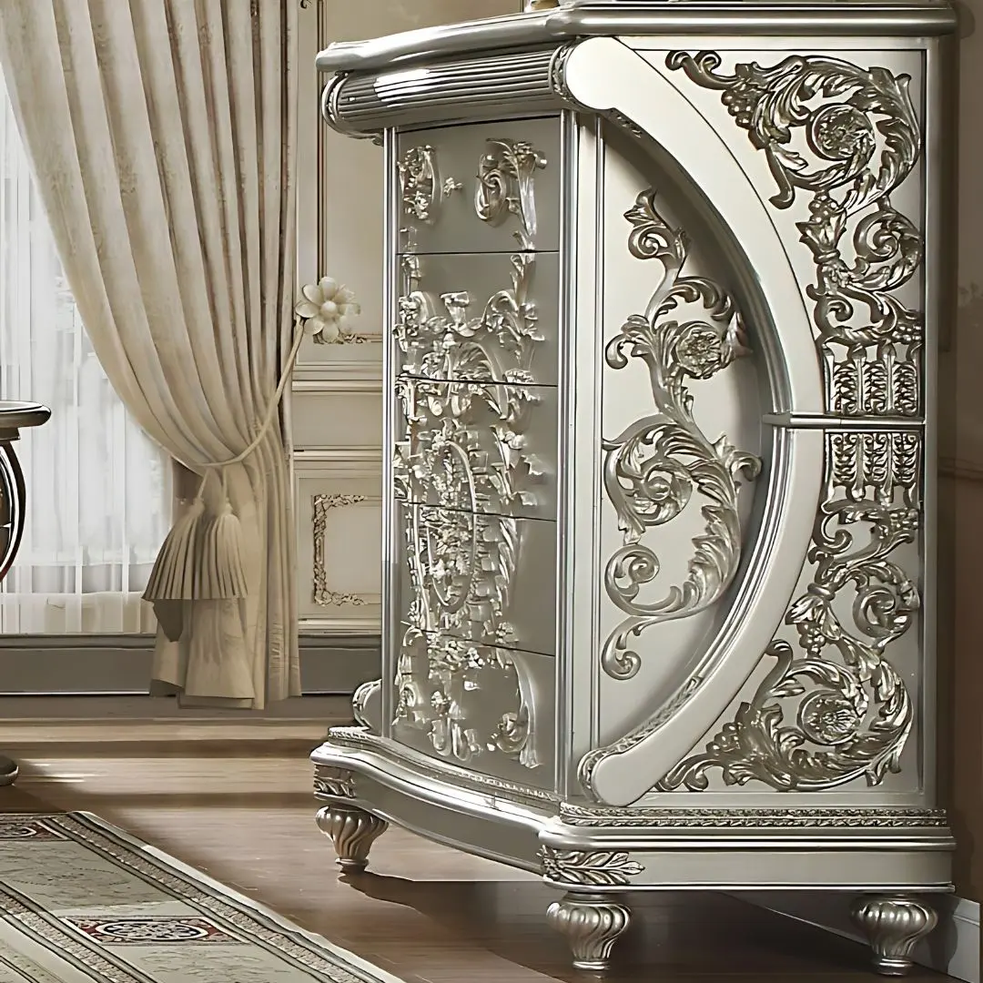 Metallic Silver Victorian Chest Hd-8088 By Homey Design | Mobilia Cleopatra 3 Metallic Silver Victorian Chest HD-8088 By Homey Design - Image 1