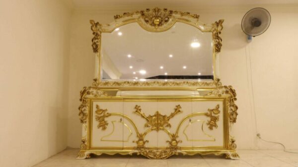 Handmade White Red Buffet 22