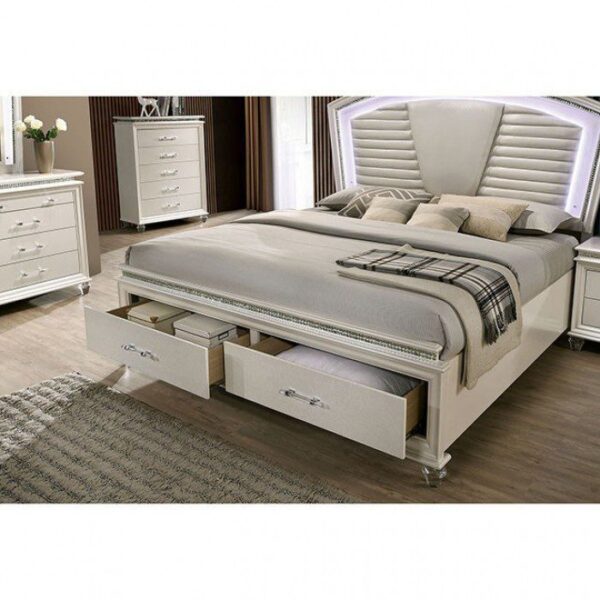 Maddie Bed CM7899  By Furniture of America 12