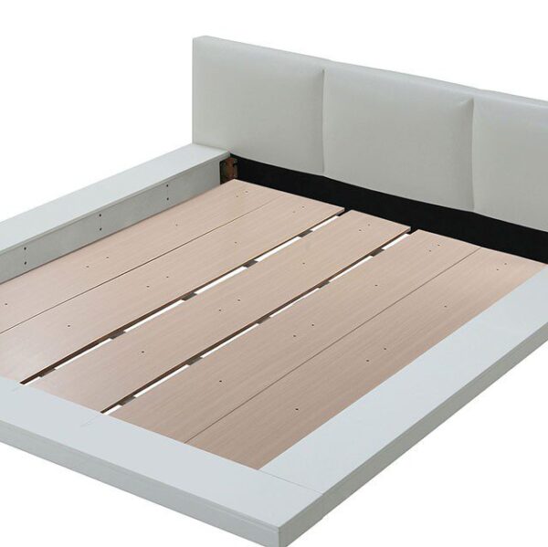 Christie Bed CM7550  By Furniture of America 8