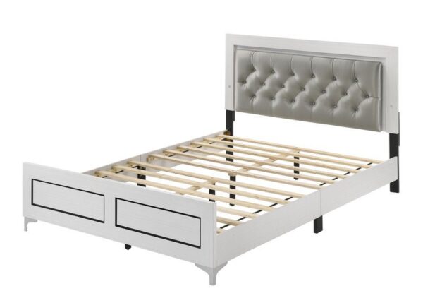 Casilda Bed by ACME 11