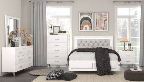 Casilda Bed by ACME 12