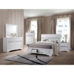 Naima Bed by ACME Luxury Beds Mobilia Cleopatra 23 Naima Bed by ACME 23
