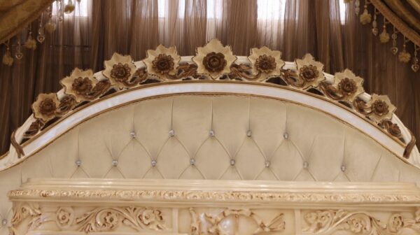 Handmade Lion White Sofa - Image 8