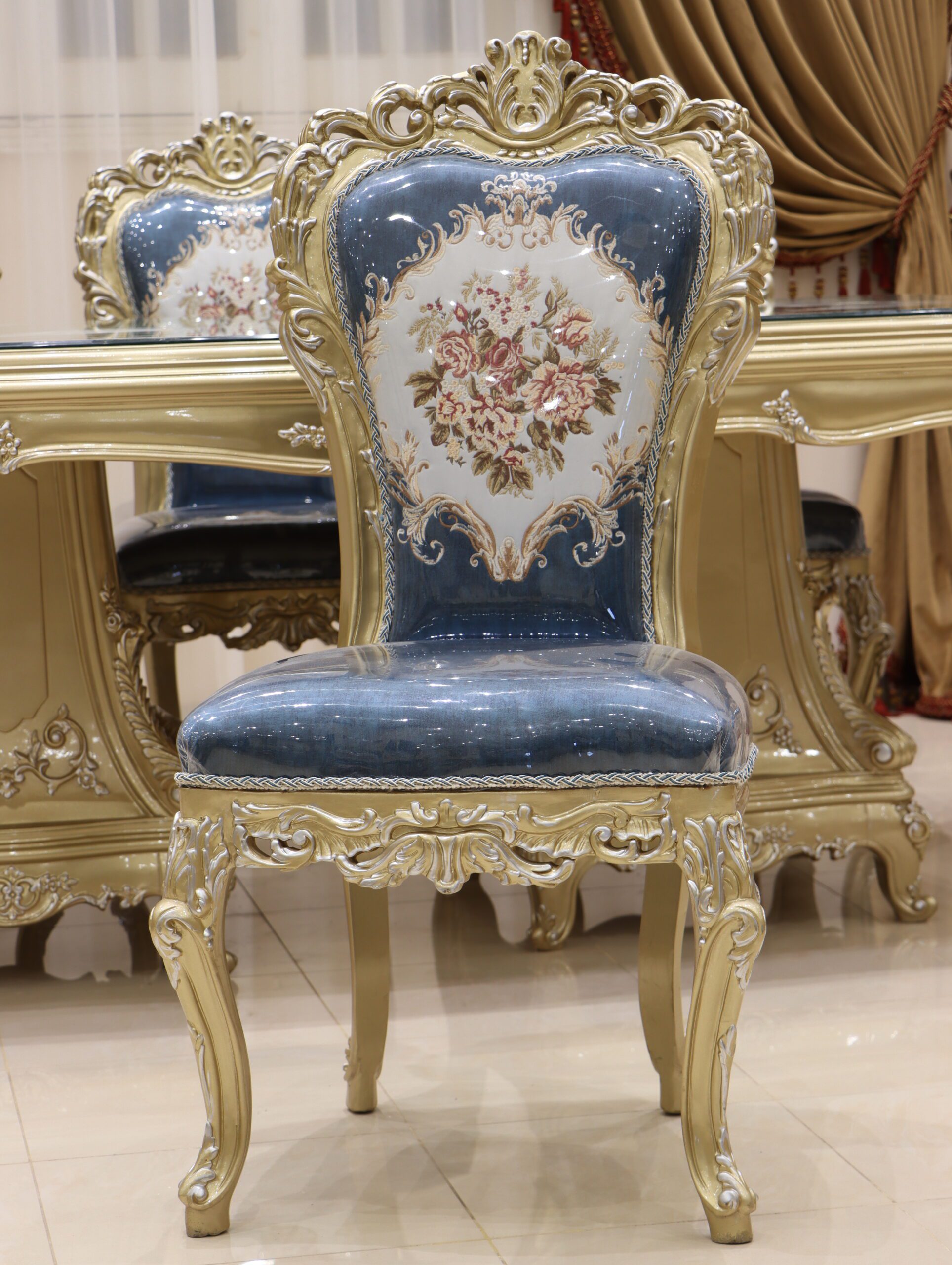 Handmade Lavish Green Side Chair