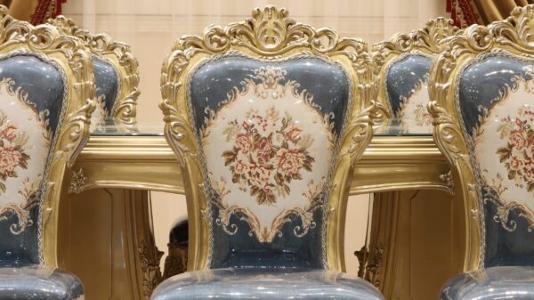 Handmade Lavish Green Side Chair - Image 3