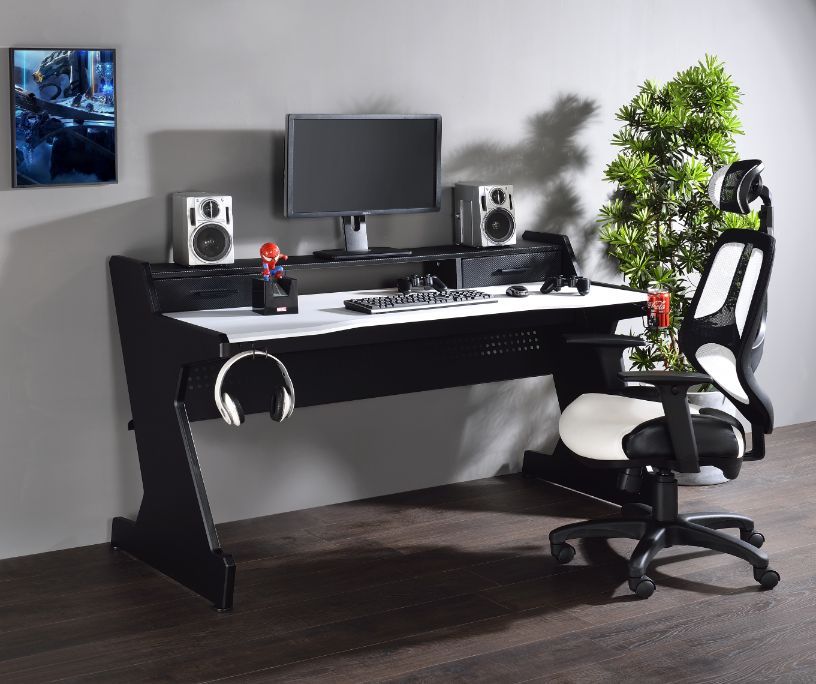 Bigga Gaming Table by ACME