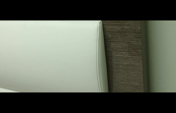 High Gloss Lacquer Mangano Bedroom Set p7212 By ESF Furniture - Image 8