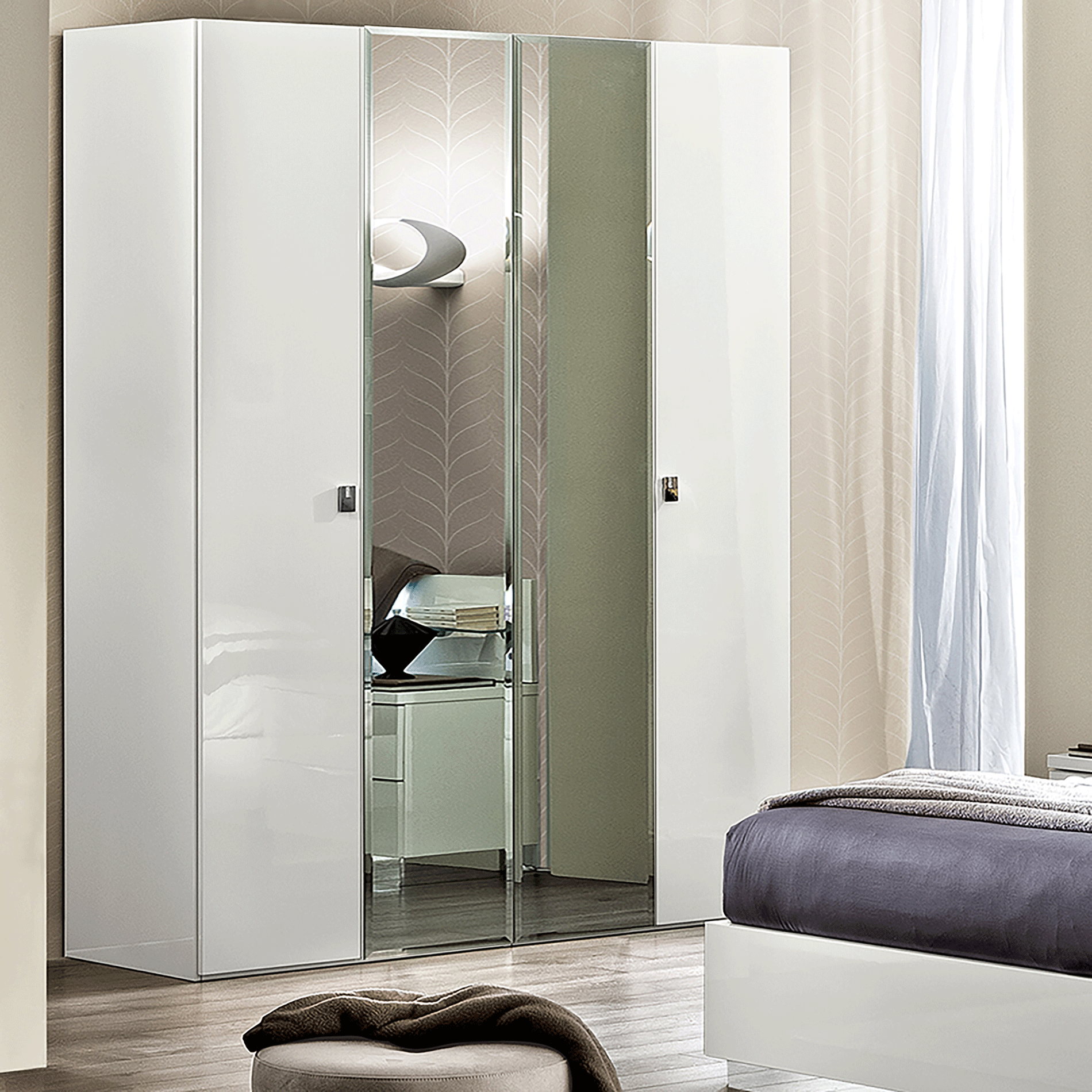 High Gloss Lacquer, Shiny Onda 4 Door Wardrobe White i23995 By ESF Furniture