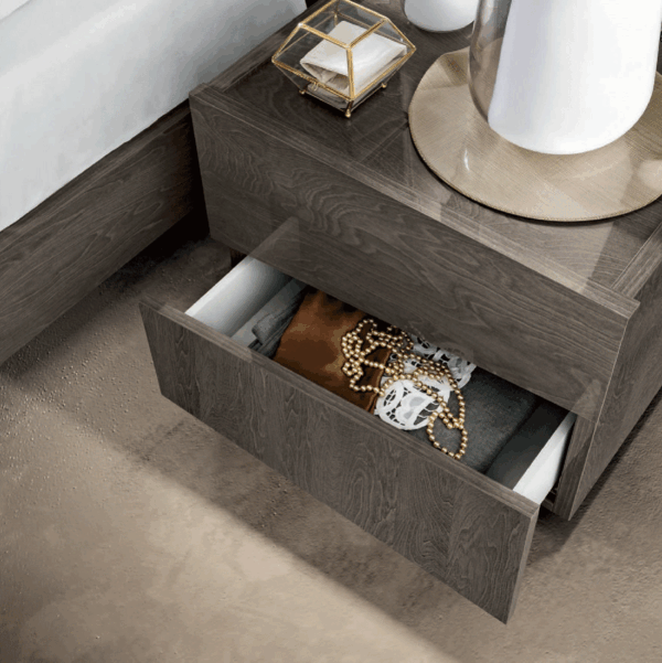 High Gloss Lacquer Tekno Nightstand i27546 By ESF Furniture - Image 3