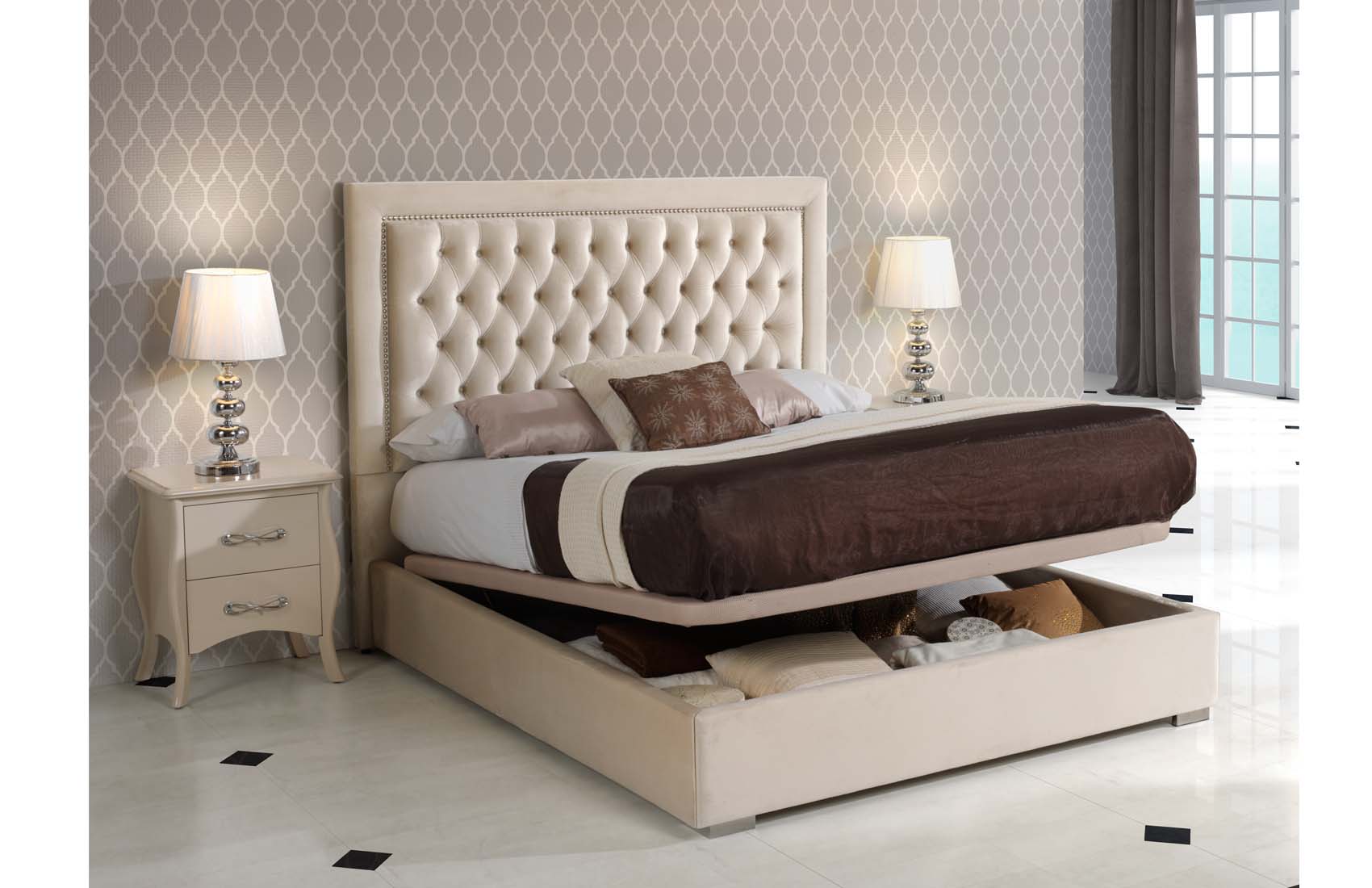 Adagio QS Bed w/storage