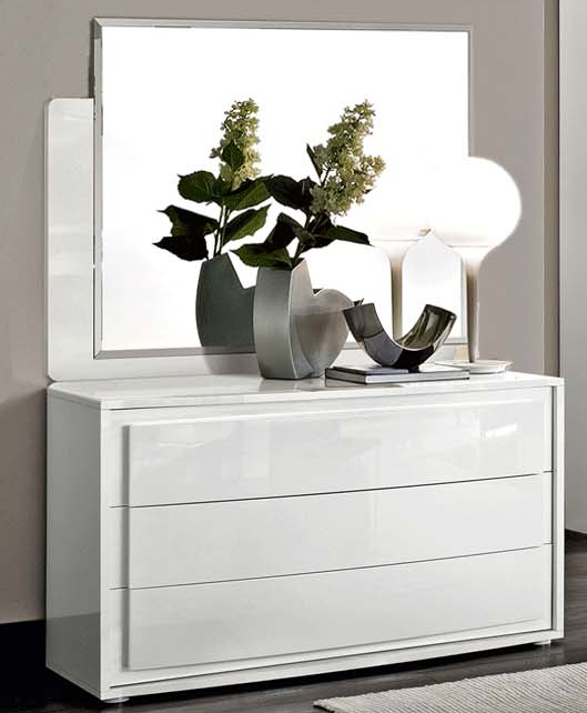 High Gloss Lacquer Dama Bianca Single Dresser i25736 By ESF Furniture