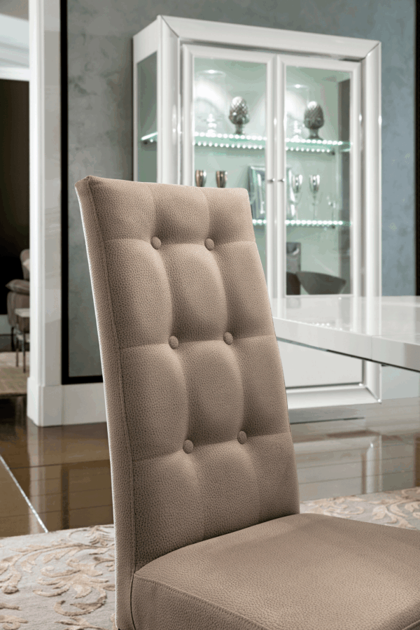 Dining-Room-Dama-Bianca_chair
