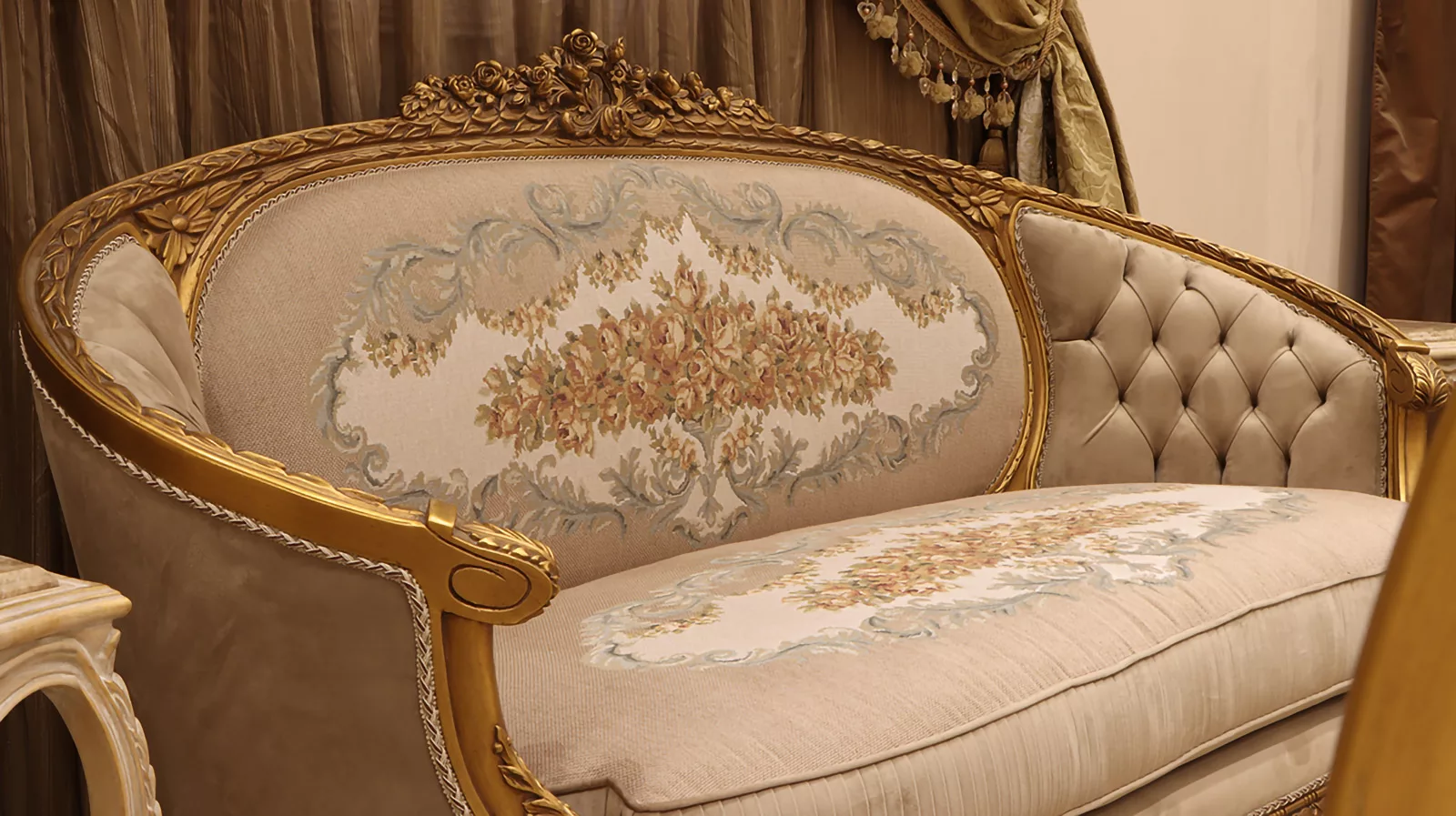 MC-13 cocoa Baroque sofa set . Custom Handmade Furniture Mobilia Cleopatra 28 MC-13 cocoa Baroque sofa set . 28