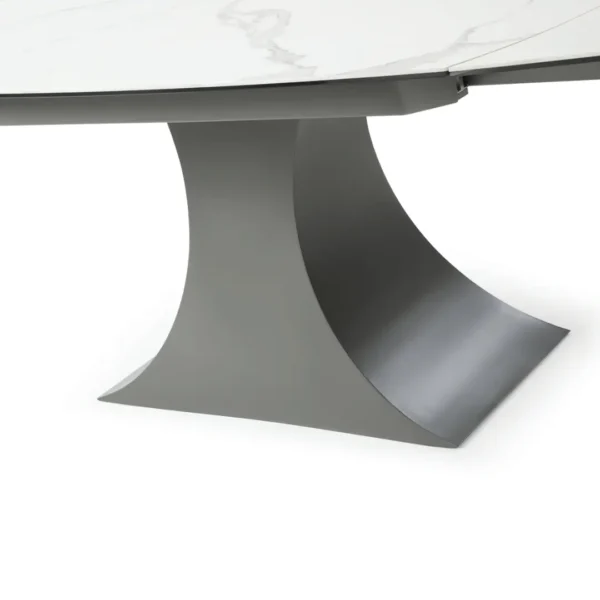 Mat, Shiny 9035 Table with 1254 Chairs and 3012 Buffet