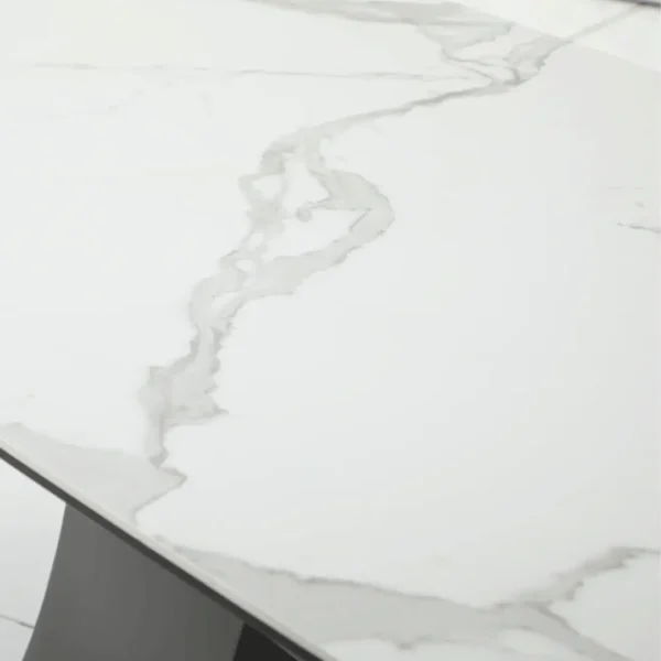 Mat, Shiny 9035 Table with 1254 Chairs and 3012 Buffet