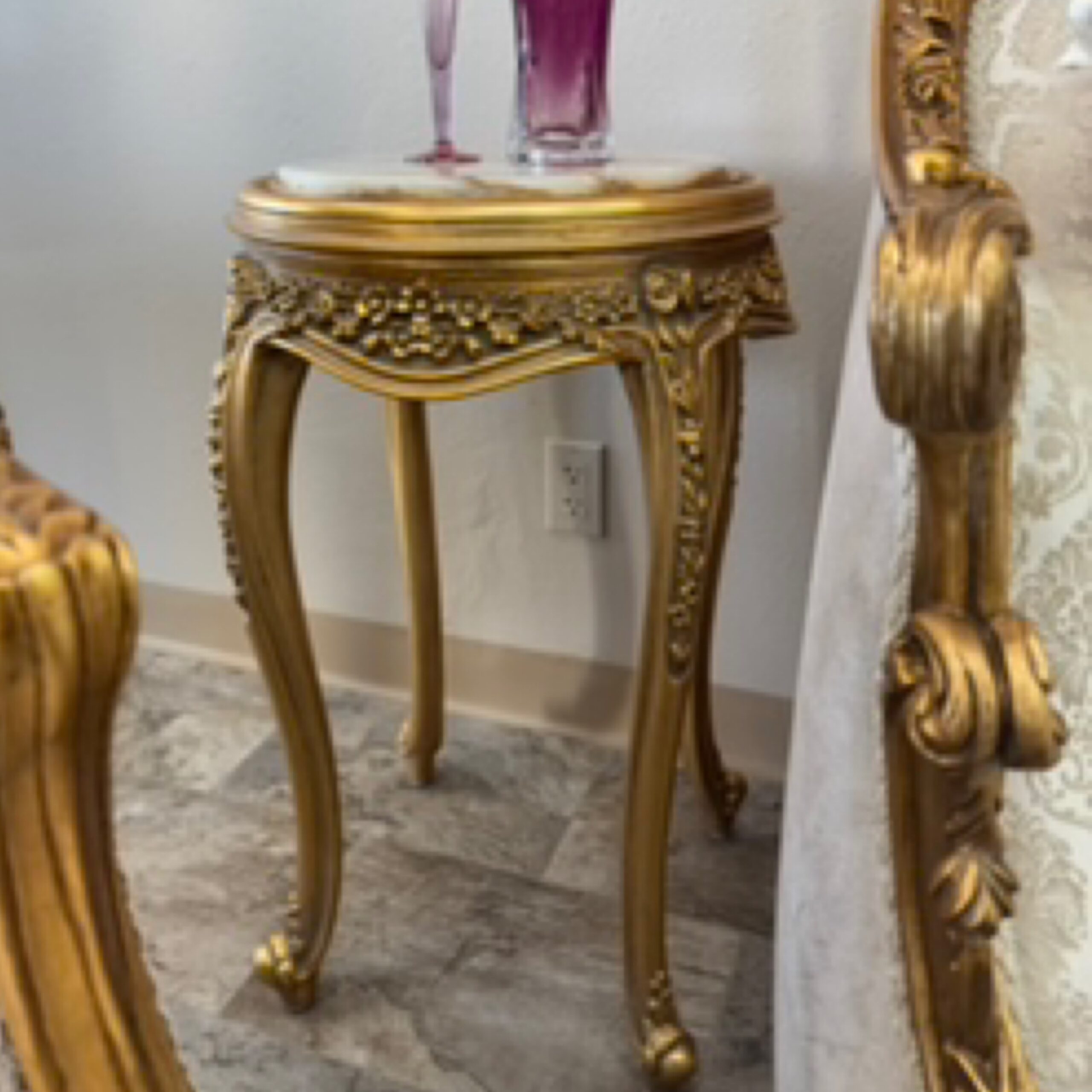 Handmade Milano End Table Handmade Accent Mobilia Cleopatra 4 Handmade Milano End Table 4