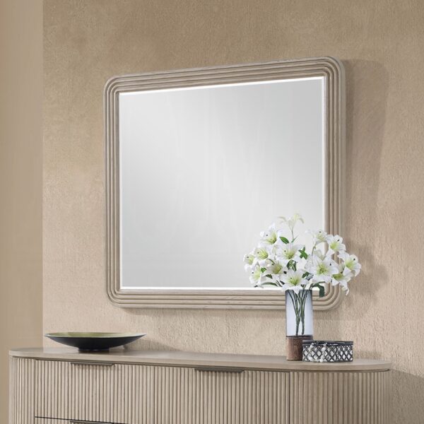 Leanna Mirror in Light Oak Finish BD05434 By ACME 7