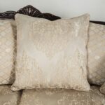 Huelva Loveseat Classic Traditional SM6452-LV by Furniture of America 16