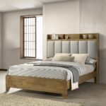 Garcia Bed with USB By ACME Luxury Beds Mobilia Cleopatra 11 Garcia Bed with USB By ACME 11