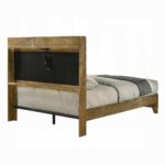 Garcia Bed with USB By ACME Luxury Beds Mobilia Cleopatra 13 Garcia Bed with USB By ACME 13