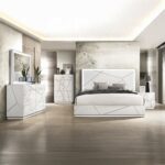 Esther Dresser in White Finish BD05885 By ACME Luxury Bedroom Dressers Mobilia Cleopatra 17 Esther Dresser in White Finish BD05885 By ACME 17