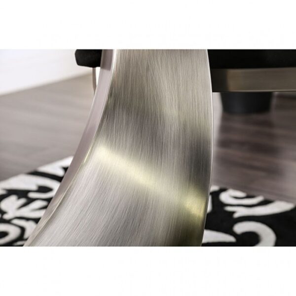 Modern Elegance: Orla Dining Table Silver & Black – Contemporary Glass Table