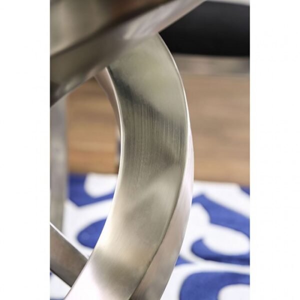 Modern Elegance: Roxo Dining Table Silver & Black – Round Glass Table