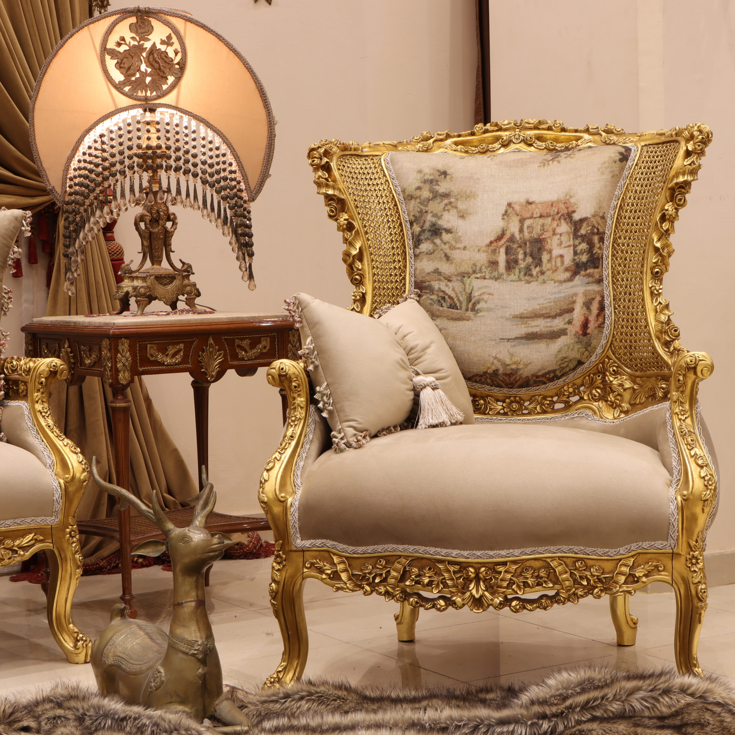 Handmade Motega Gold Chair 1 | Mobilia Cleopatra 3 Handmade Motega Gold Chair 1 - Image 1